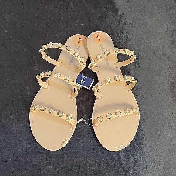STEVE MADDEN WOMEN"S  ROUND PEARL EMBROIDERY EMBELLISHMENTS FLAT SANDAL - Picture 12 of 12